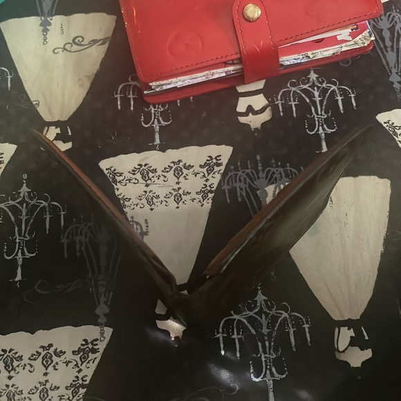 Authentic Louis Vuitton wallet - Picture 6 of 11